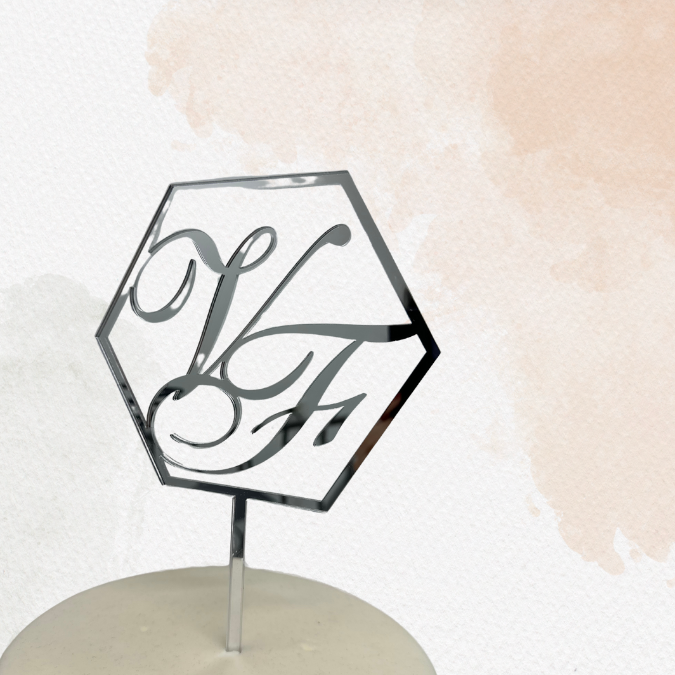 Cake topper in plex