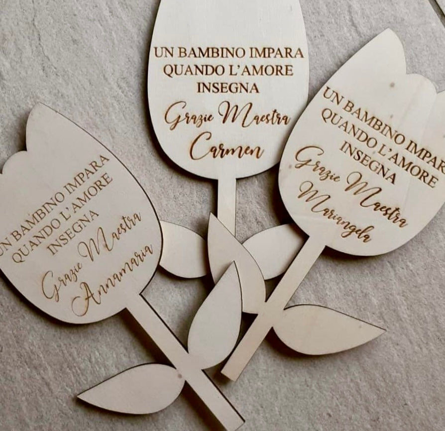 Cake topper in legno